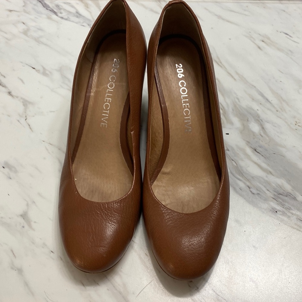 Brown wedge dress shoes 8.5